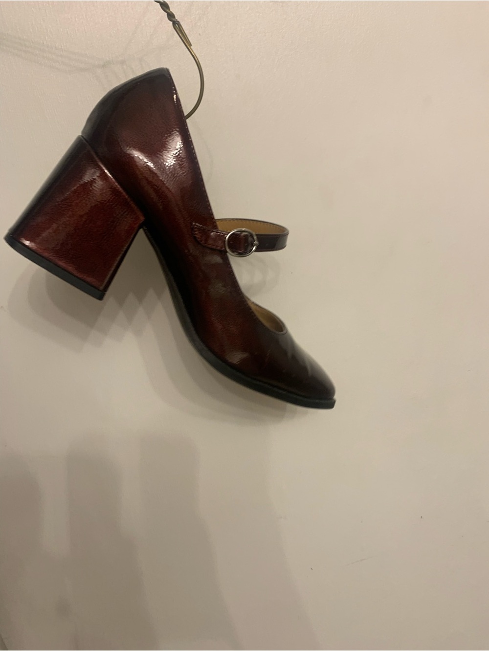 Source Unknown Patent Mary Jane Block Heel in Burgundy